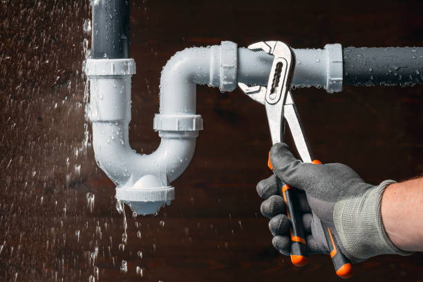 Professional Leak Detection technician working in Clayville, NY